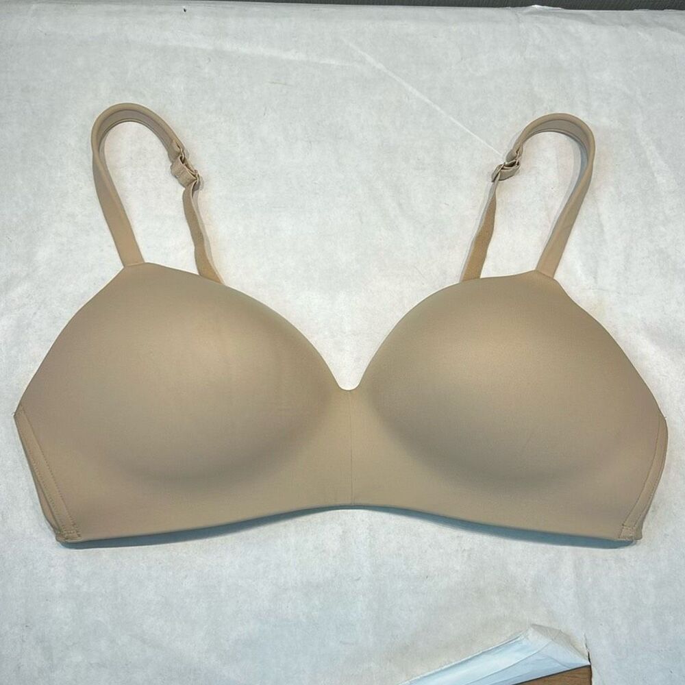 Cacique Lightly Lined T-Shirt Bra No Wire Sz 40D Nude Beige Tan Adjustable Strap